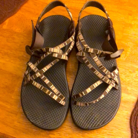 Chaco Shoes - Chaco size 8 brown sandals